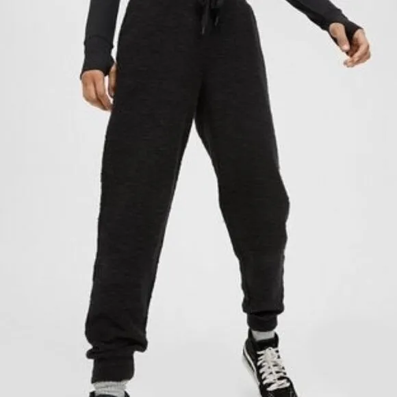 Aerie Offline Snowday Black Mock Neck Sweatshirt Jogger Sweatpants Matching Set