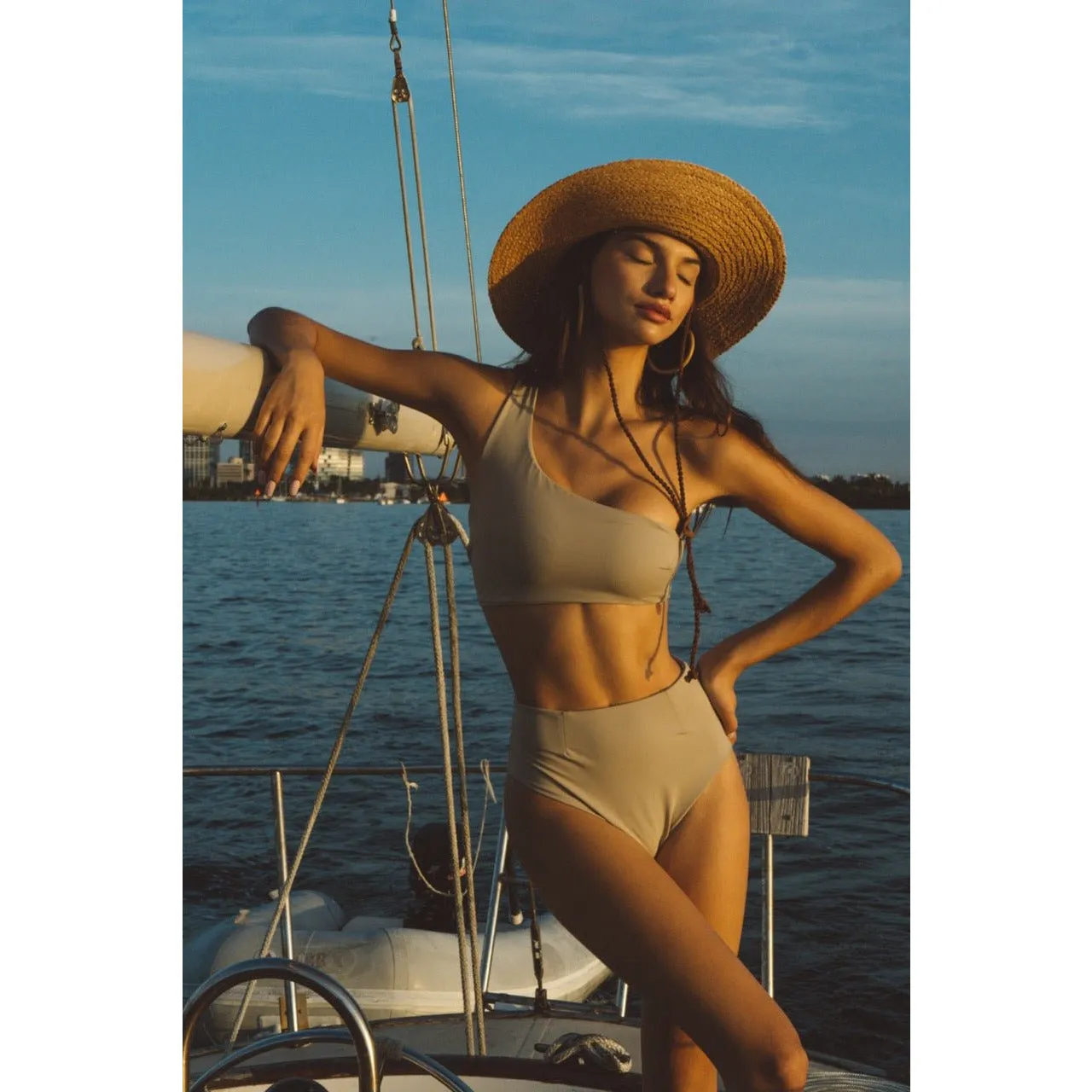 Arles Top In Sand