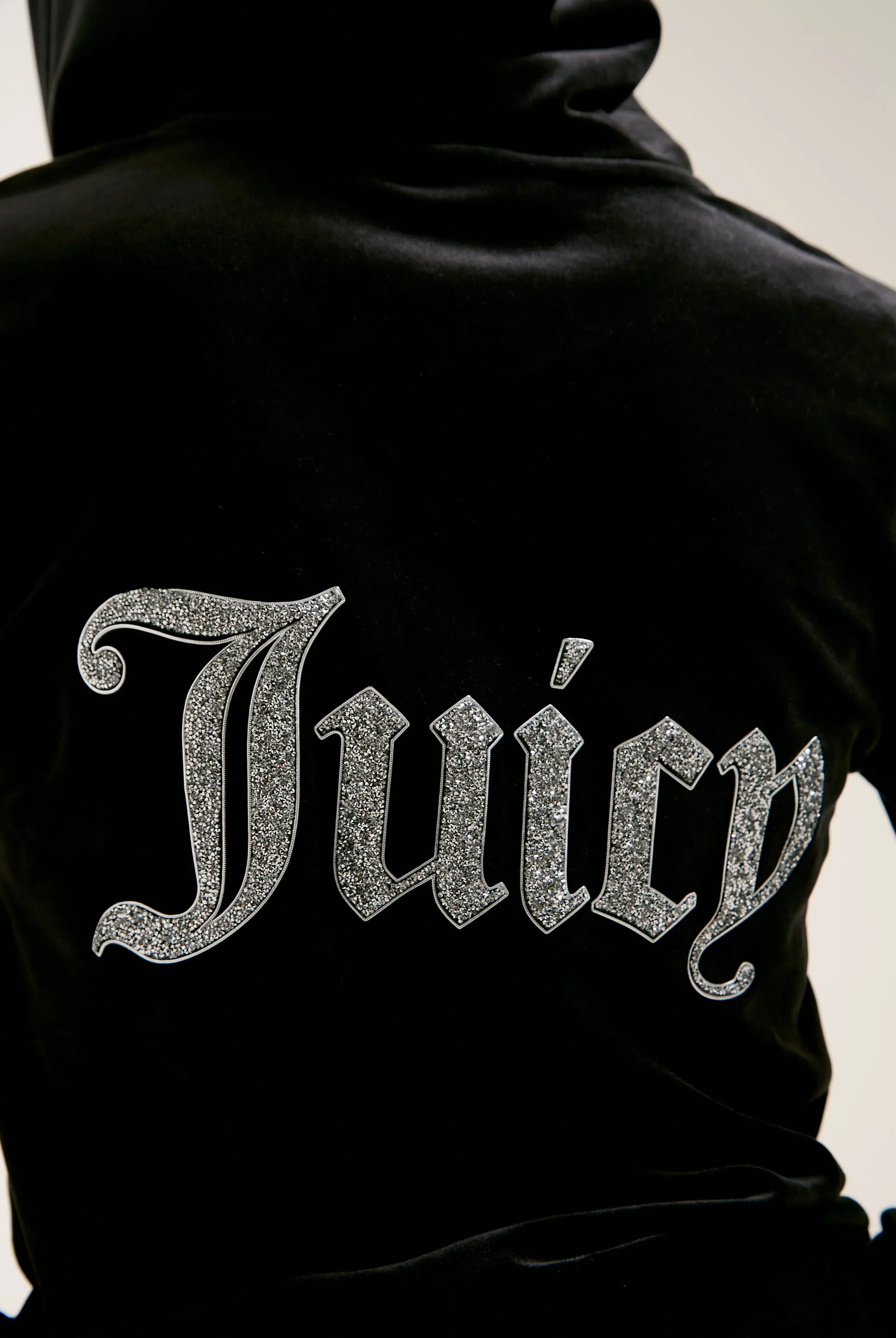 BLACK CAVIAR CLASSIC VELOUR ROBERTSON HOODIE