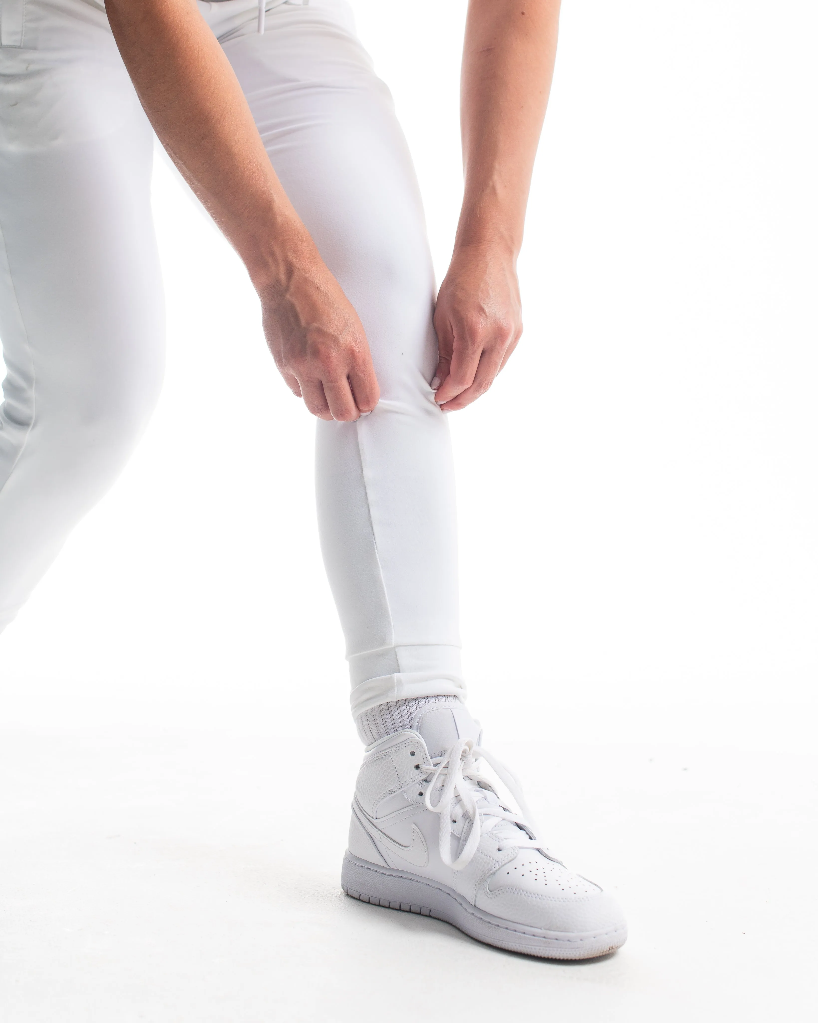 Defy Joggers - Polar