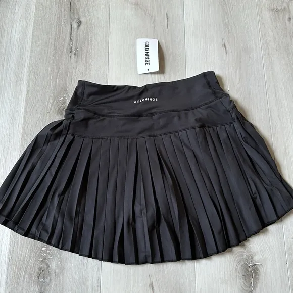 Gold Hinge Black Pleated Tennis Skirt Small NWT in packaging