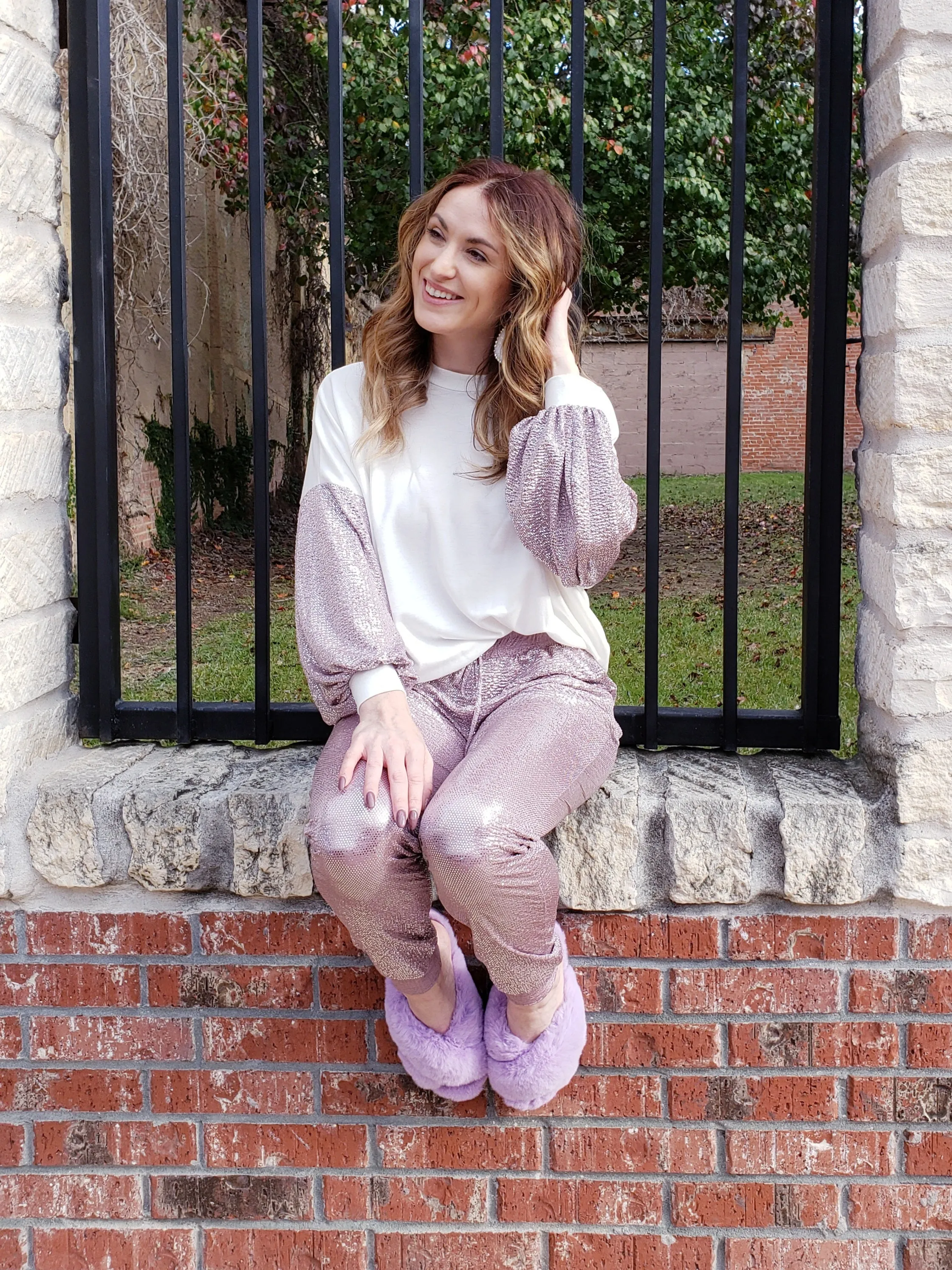 Haute Leisure Joggers: Mauve/ivory