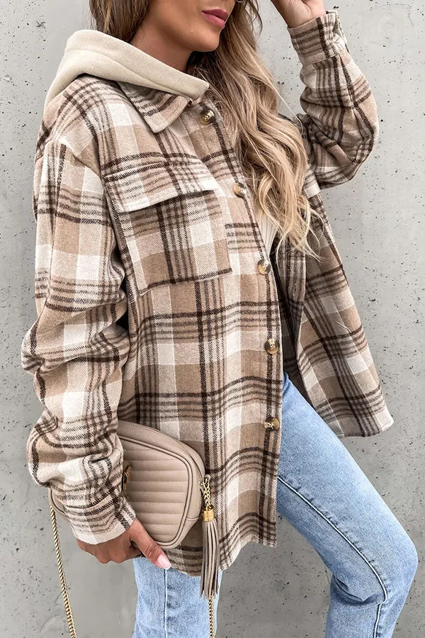 Kariertes Kapuzenmantel in Khaki - Mia