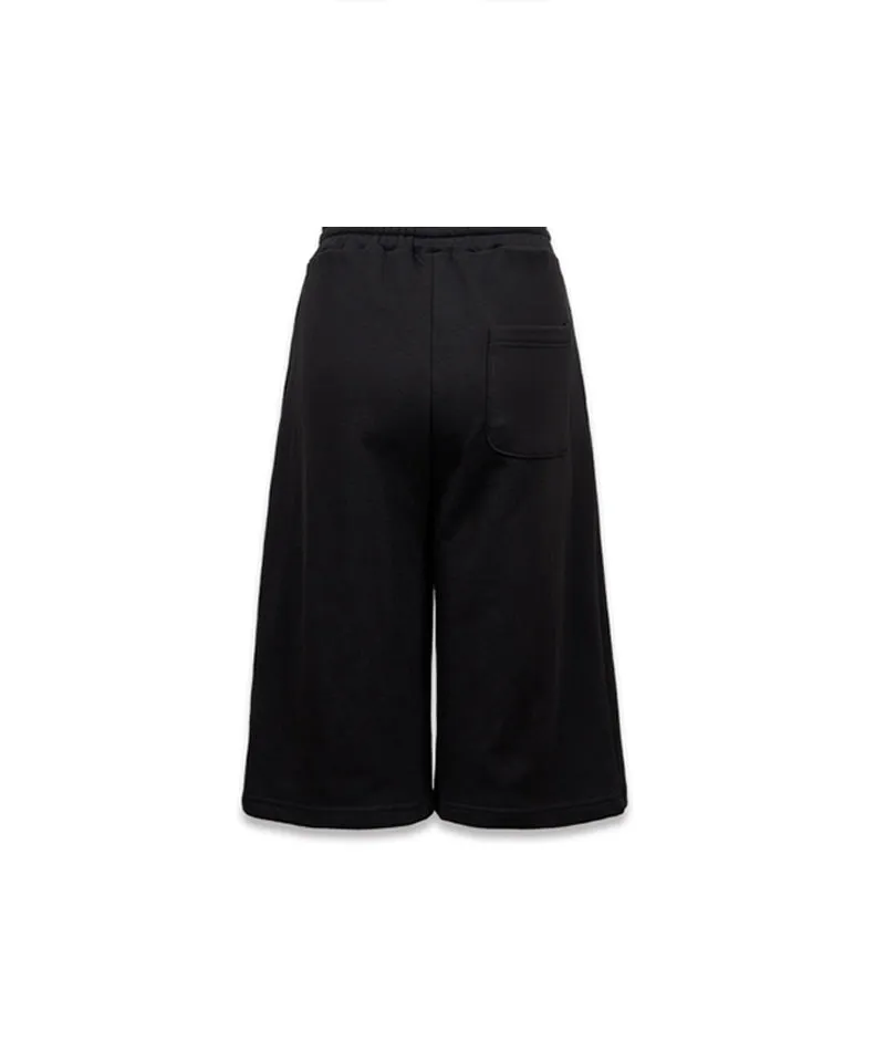 MACKY Golf: Daisy Bermuda Sweat  Pants - Black