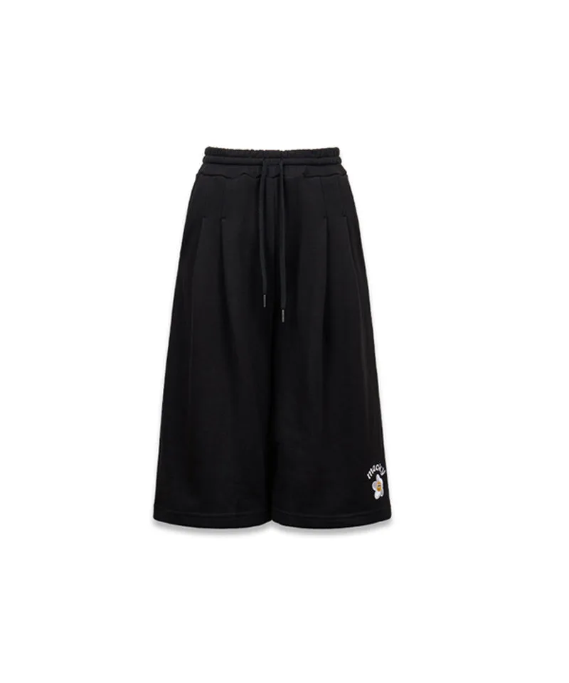 MACKY Golf: Daisy Bermuda Sweat  Pants - Black