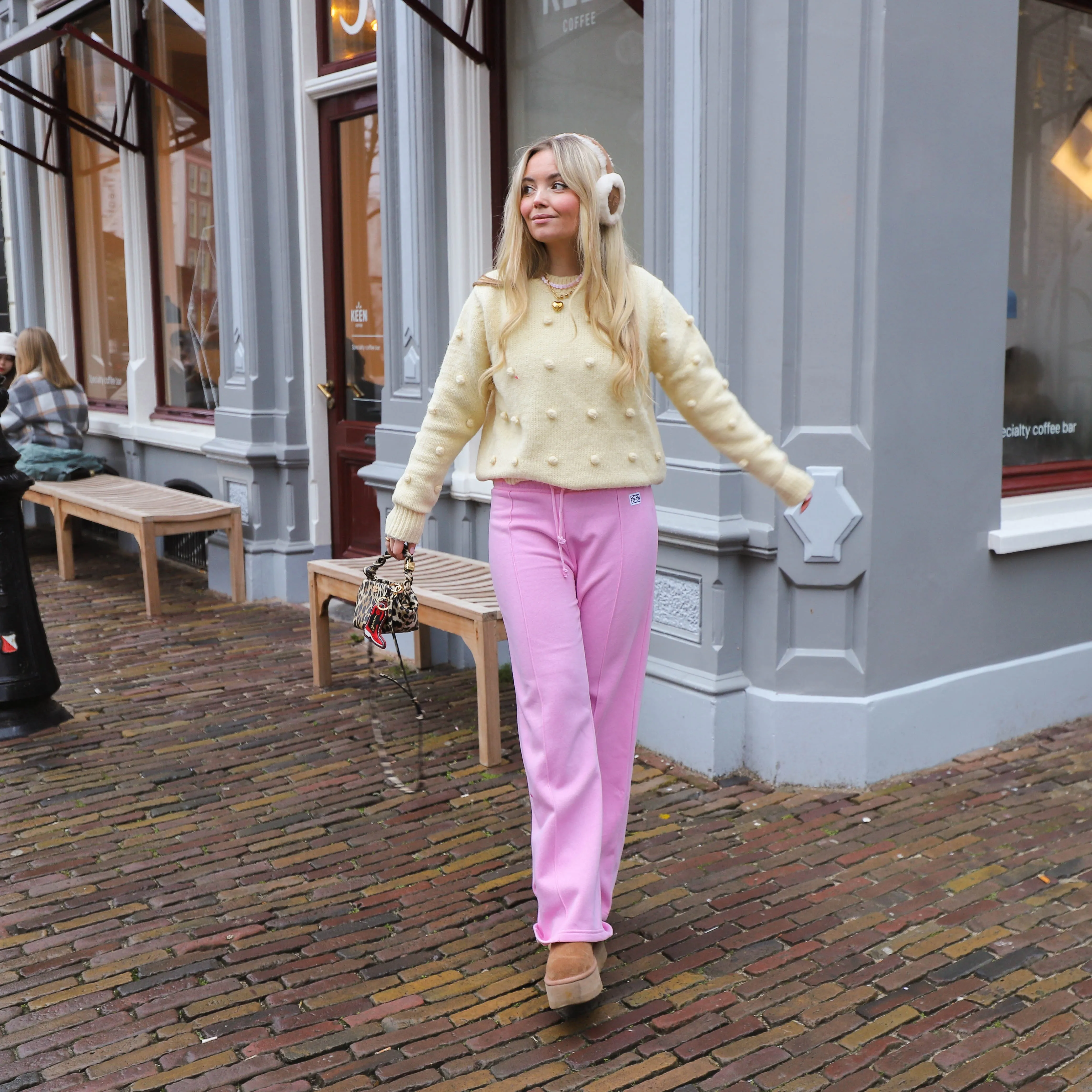 Mayra wide sweat pants bonbon roze