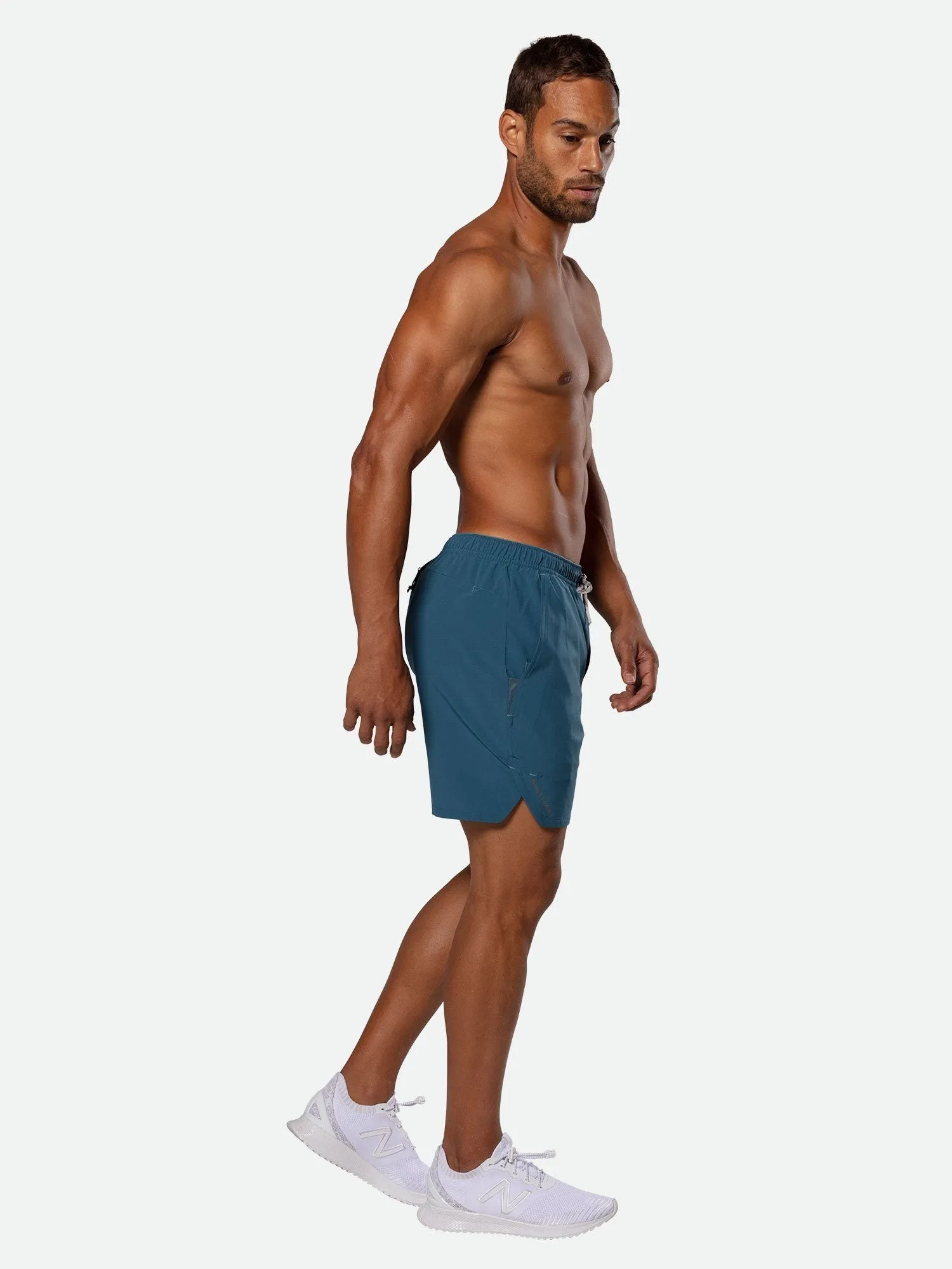 Men's Essential 7" Shorts