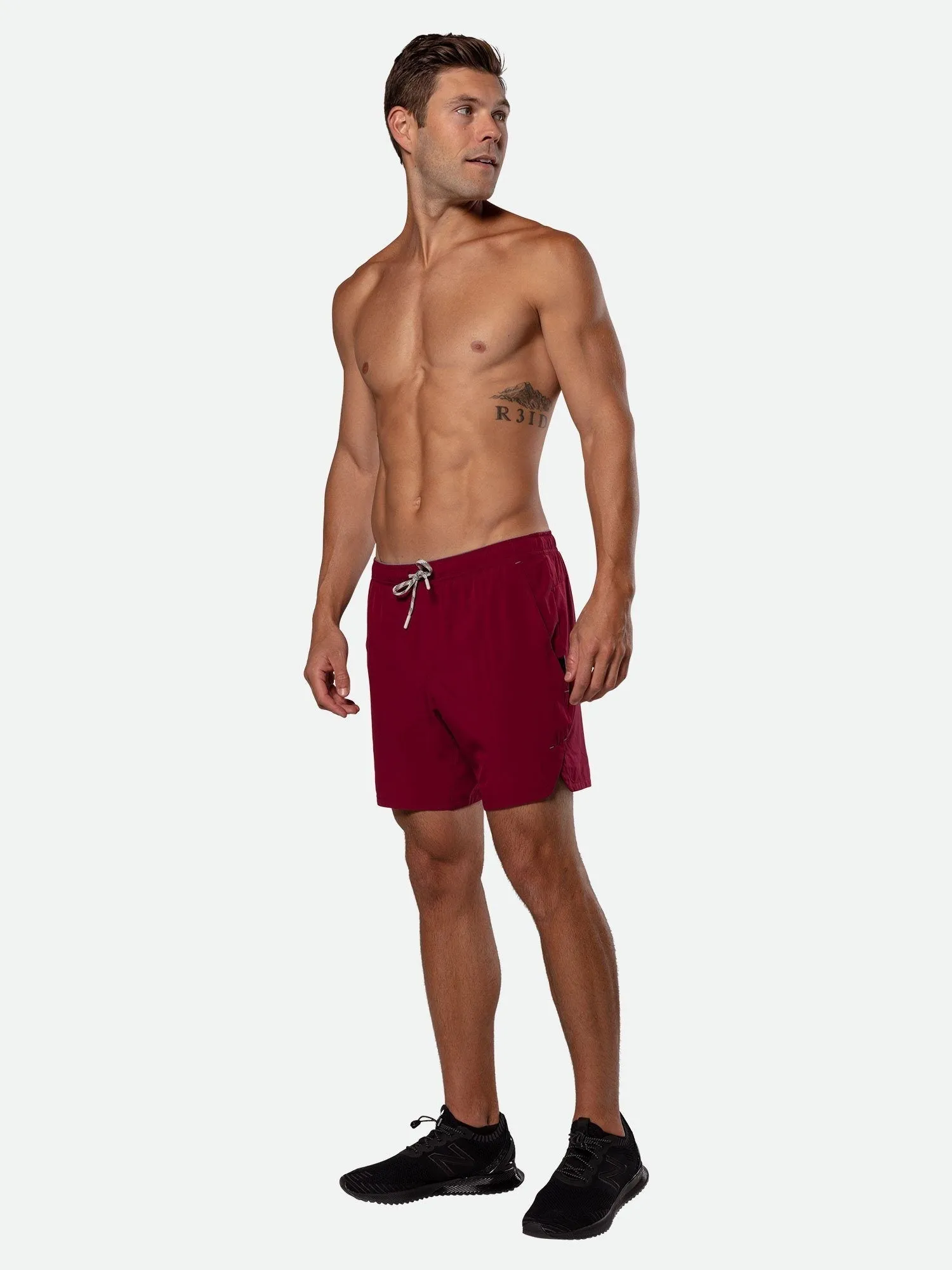 Men's Essential 7" Shorts
