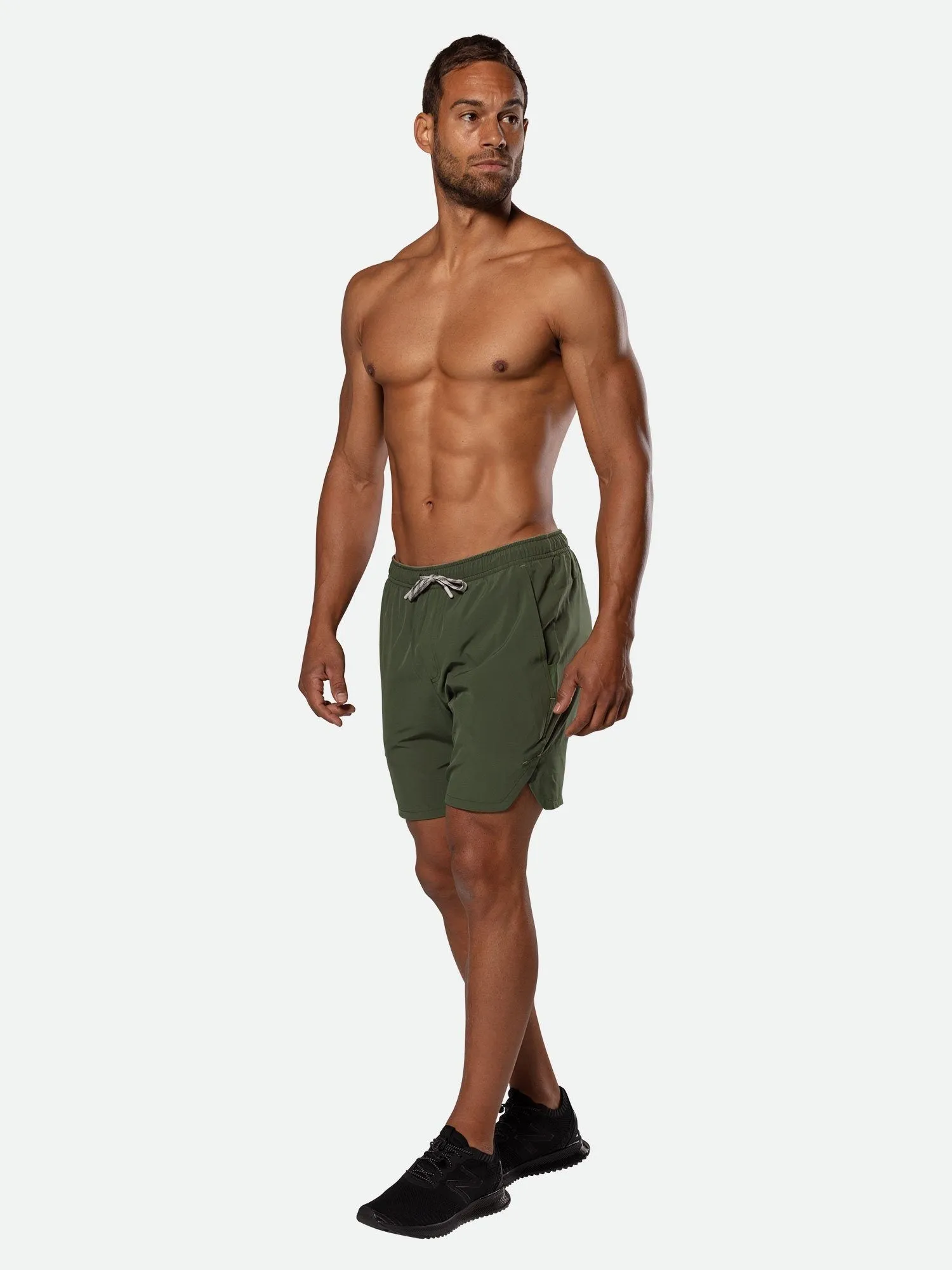 Men's Essential 7" Shorts