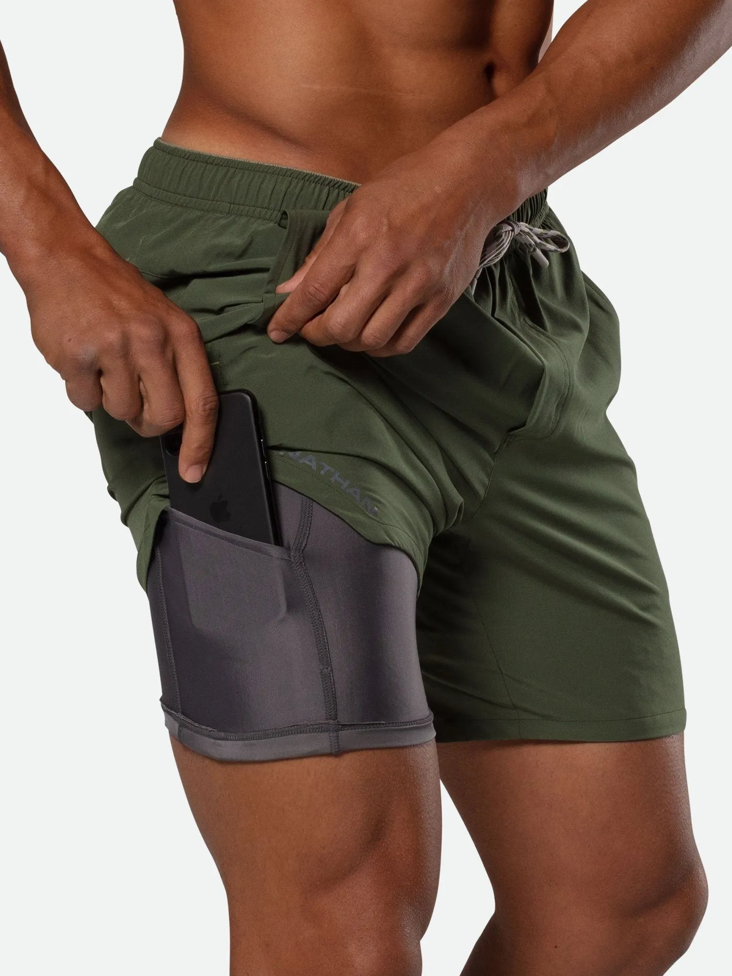 Men's Essential 7" Shorts
