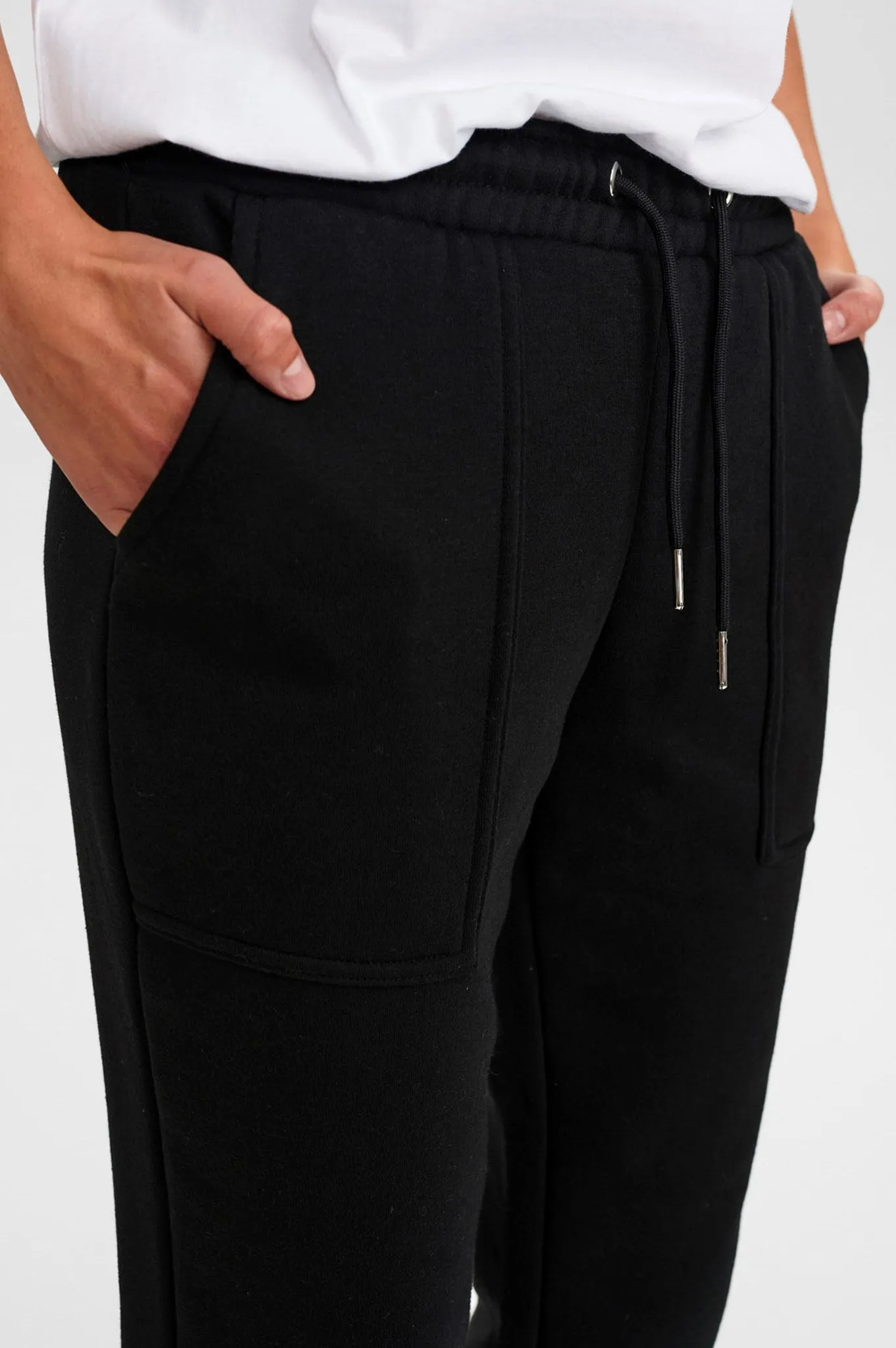 NUALETI SWEAT PANTS - Caviar