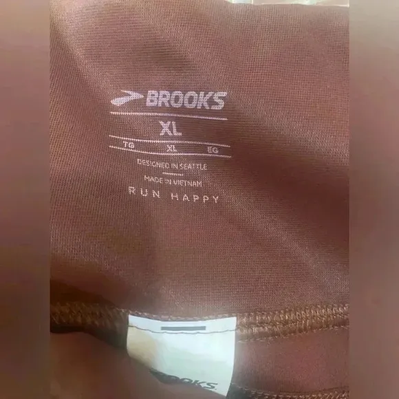 NWT Brooks Method 8&quot; Short Tight Women's Running Brown Shorts Size XL